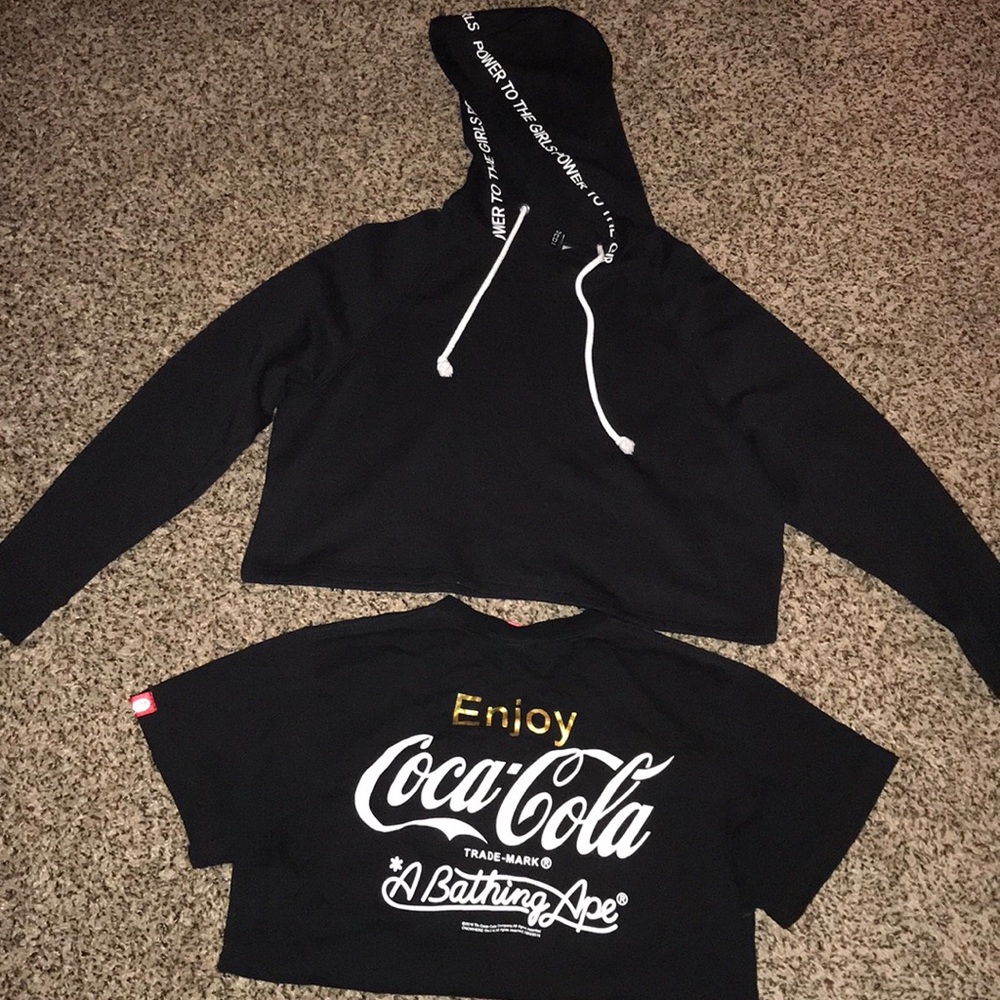 Women’s H&M Medium divided Crop Hoodie